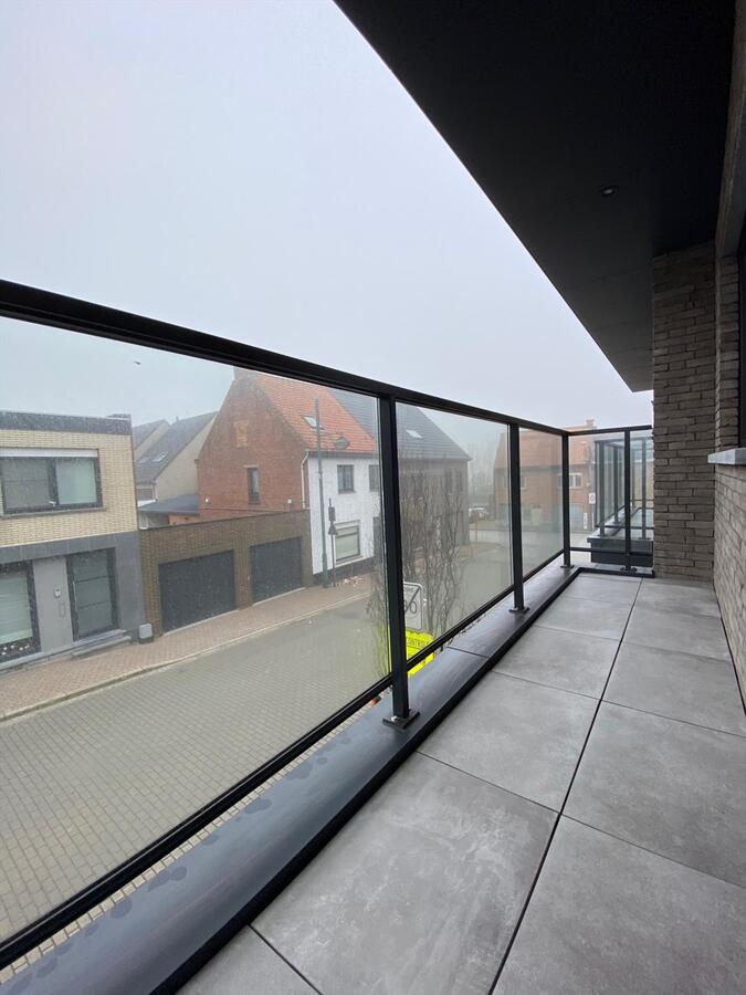 Duplex nieuwbouwappartement met 2 slaapkamers en groot terras te Torhout 