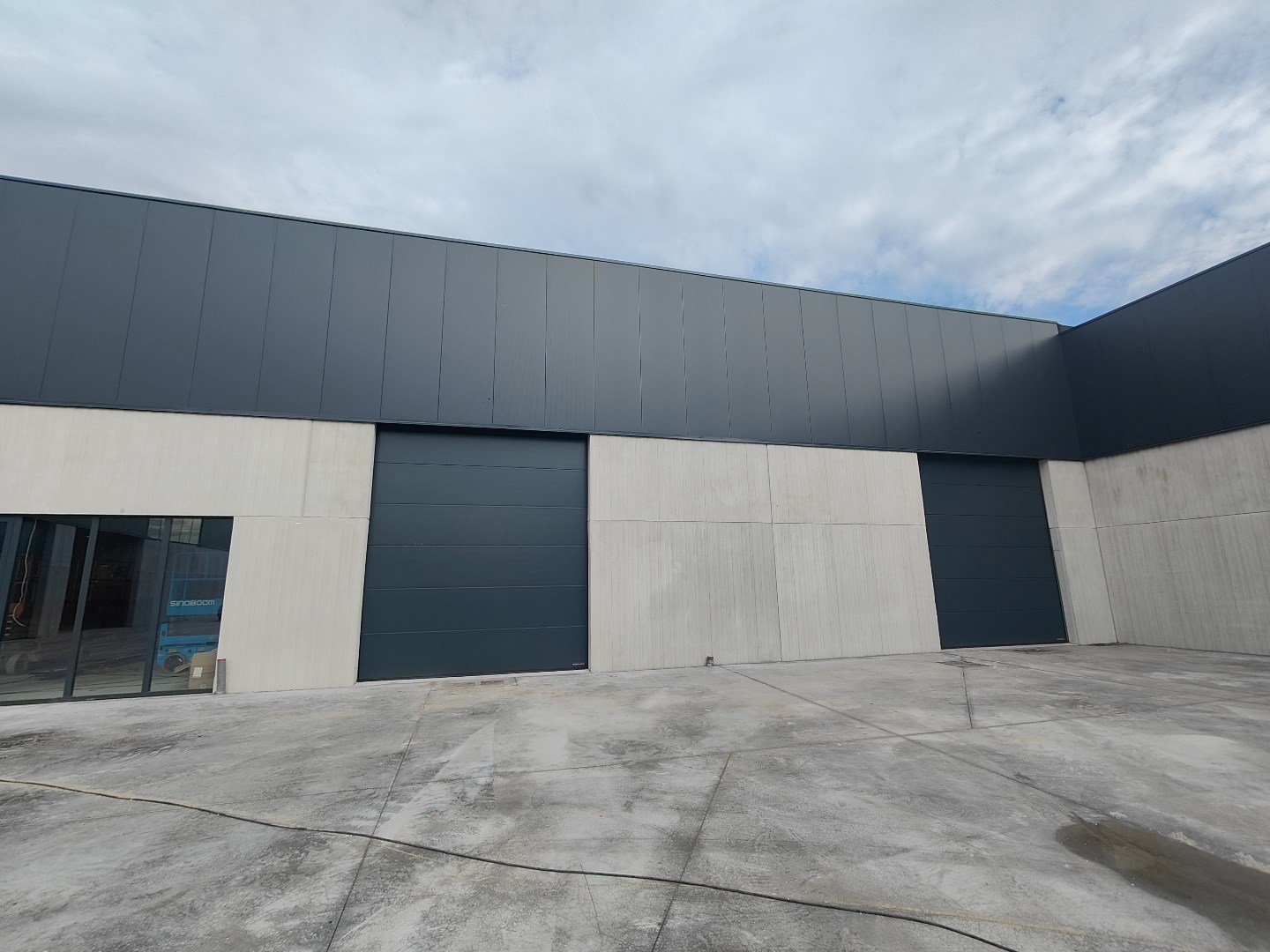 Nieuwbouw loods te huur van 406m&#178; 