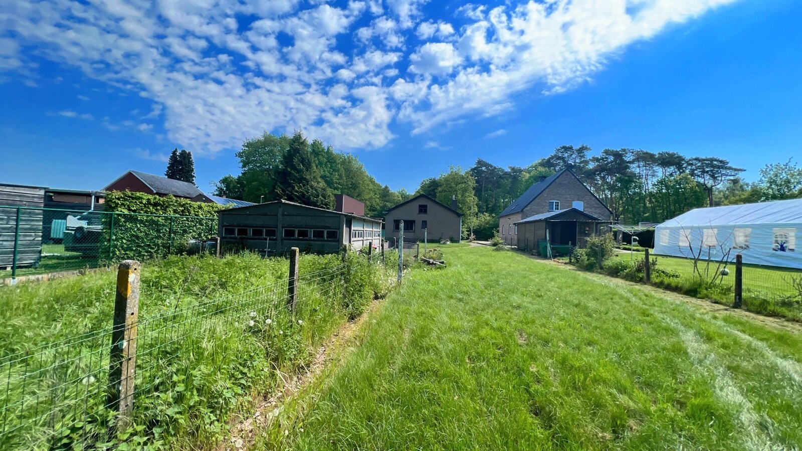 Te renoveren bungalow in doodlopende straat 