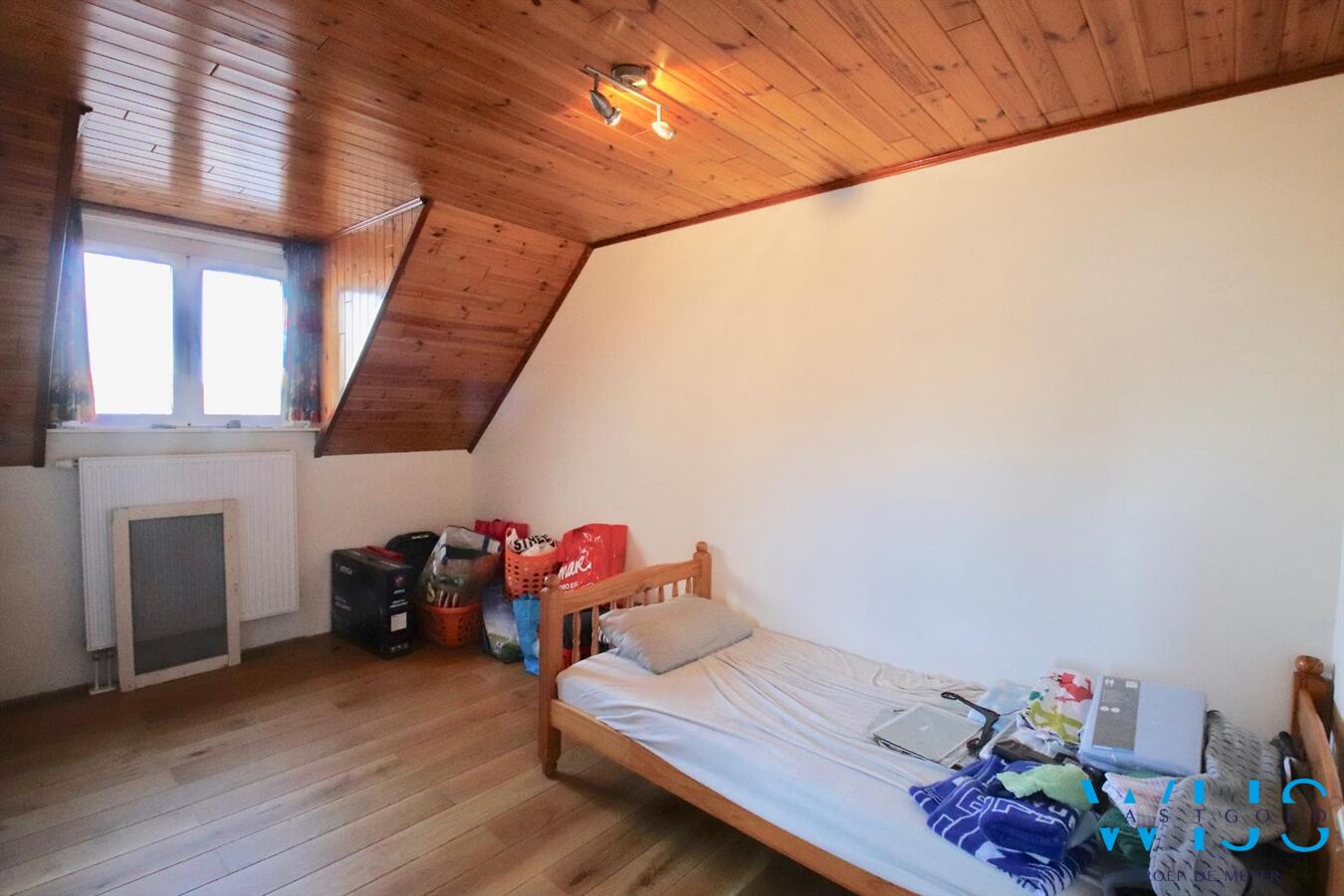 Gerenoveerd woonhuis op toplocatie in Zelzate! 