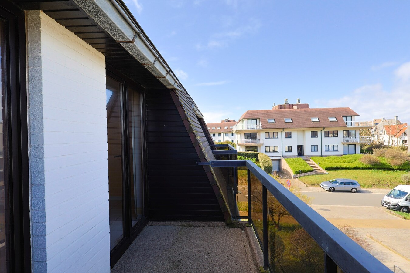 Appartement spacieux et ensoleill&#233; avec 2 chambres &#224; coucher &#224; la Res. Plaza II 