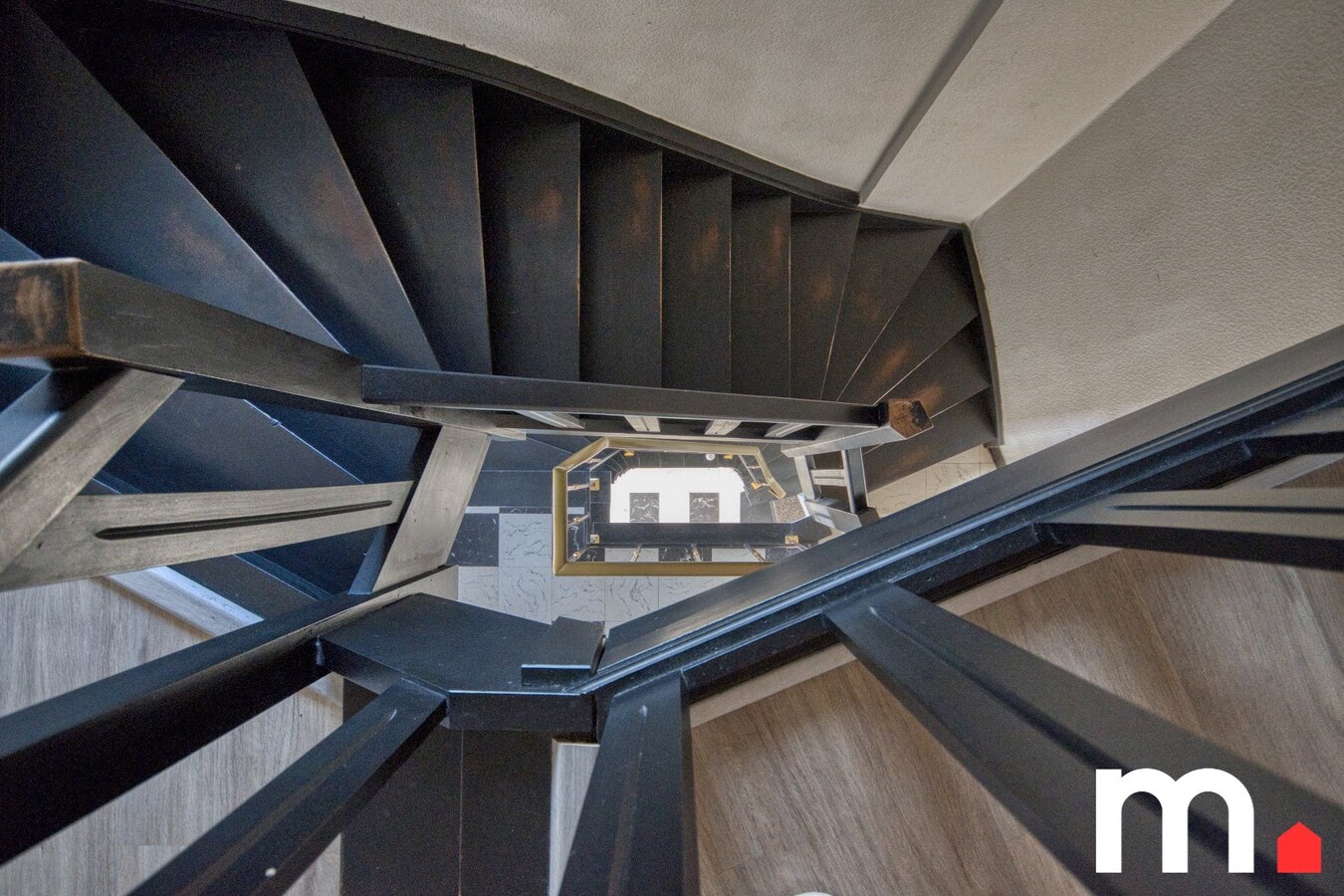 Tof &amp; Trendy bemeubeld appartement met 3 slaapkamers, 2 badkamers en garage te Heule ! 
