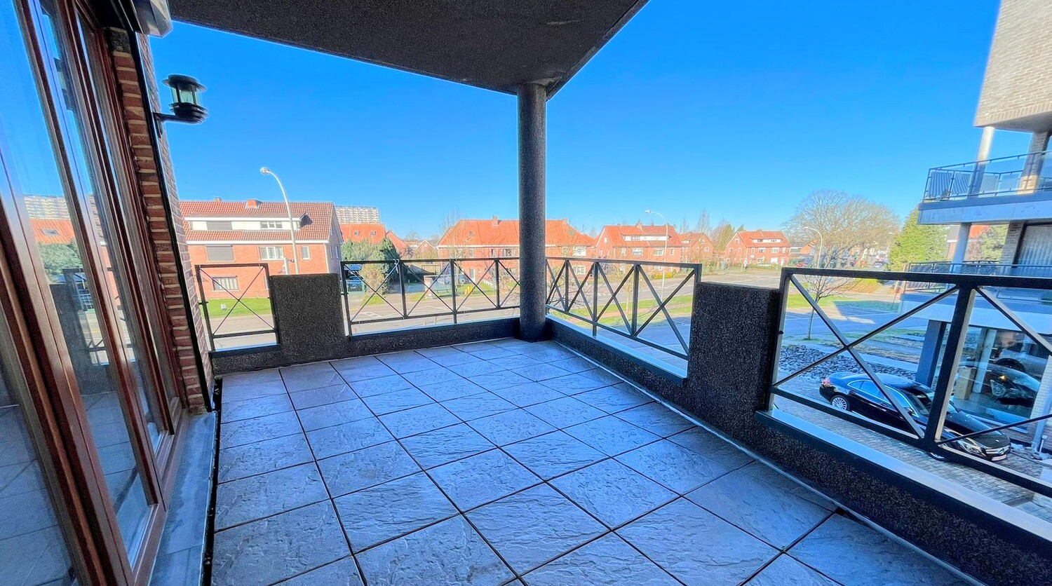 Appartement met ruim terras en garage op toplocatie 