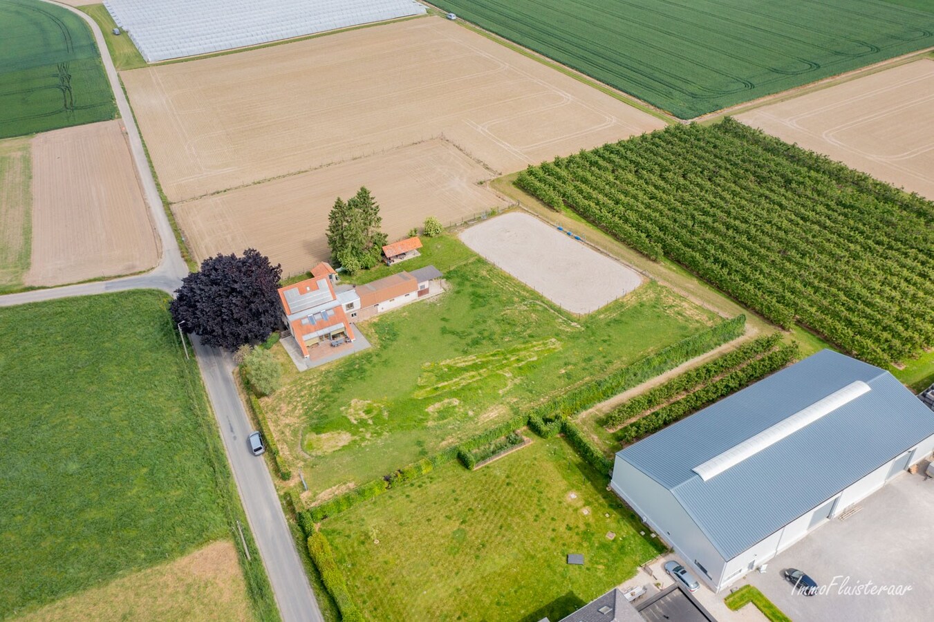 Prachtige woning met paardenaccommodatie op ca. 48a te Landen 