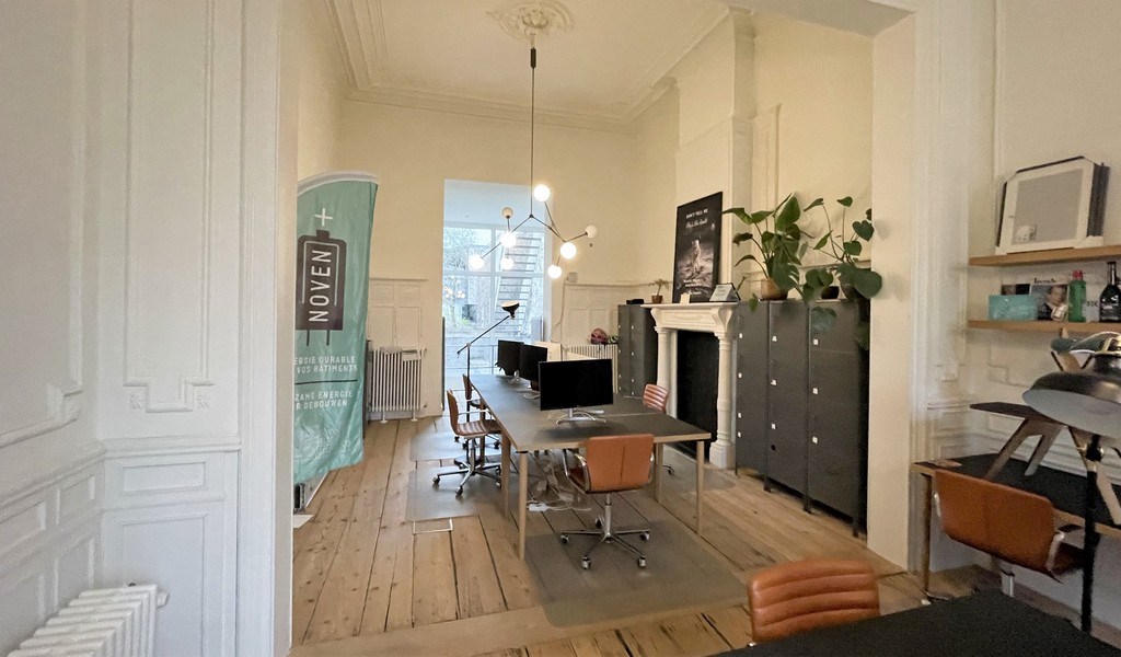Kantoor te huur in uniek herenhuis met patio aan Gent-Zuid
