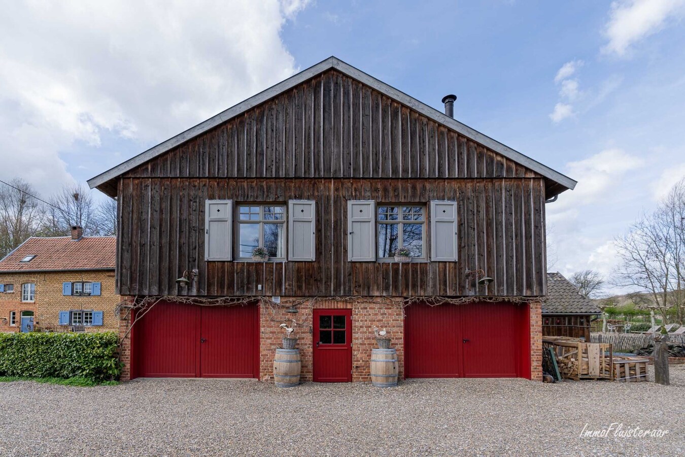 Unieke eigendom inclusief B&amp;B/vakantiewoningen, woonhuis en stal met veel charme op ca. 2,7 ha te Voeren 