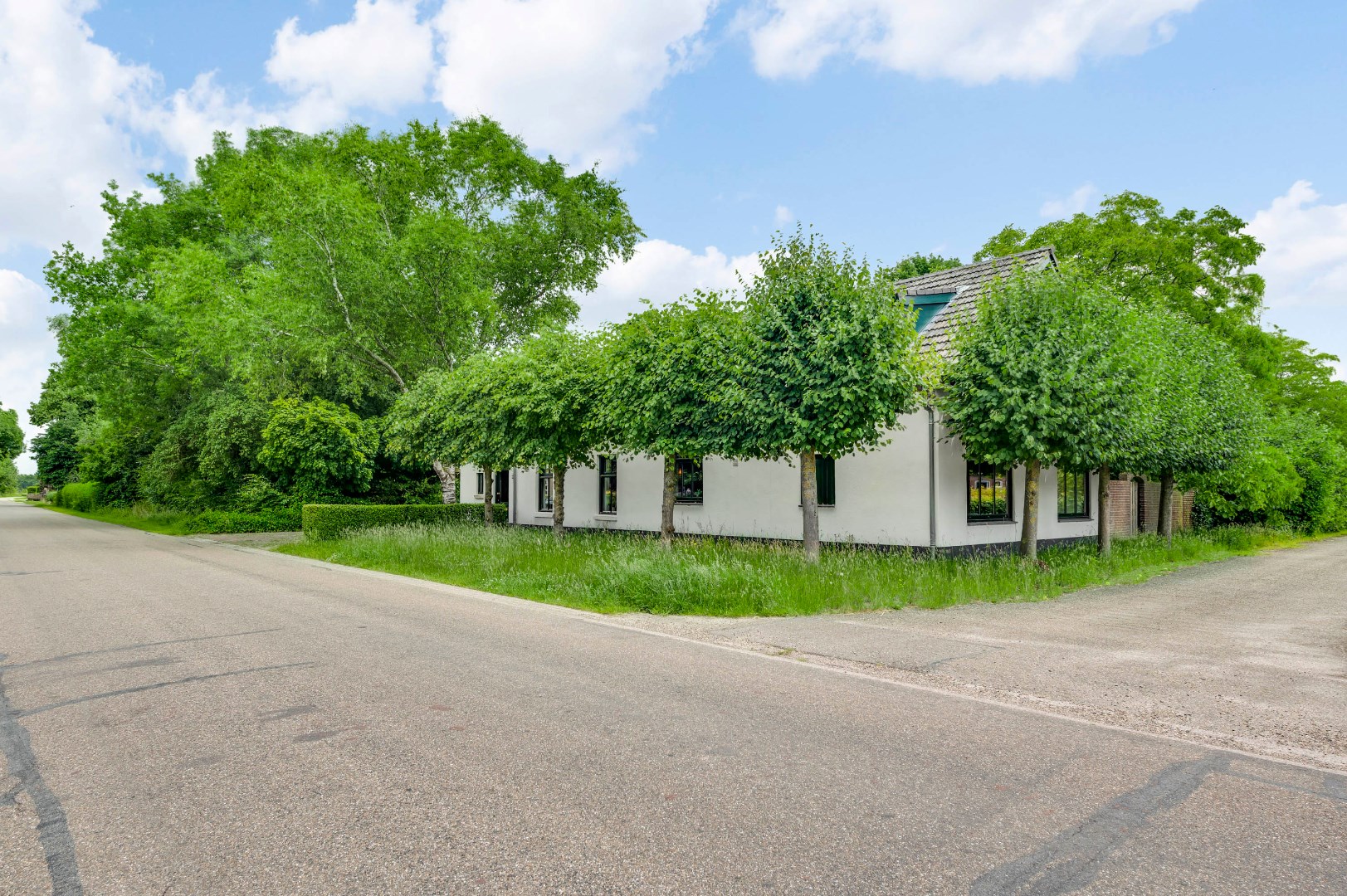 Woonboerderij te koop in Ospel