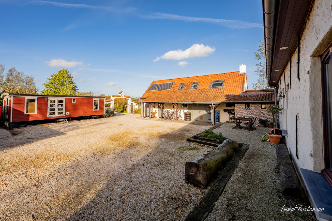 Idyllische eigendom op 3582 m2 gelegen te Lochristi 