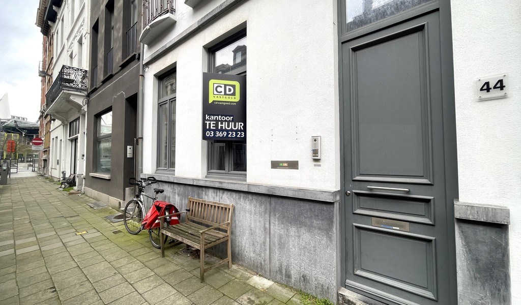 Instapklaar kantoor op Zuid vlabij de ring in Antwerpen