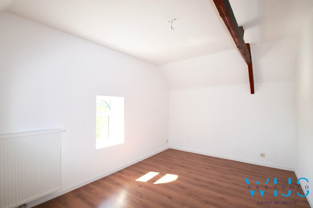 Landelijk gelegen huis met 3 slaapkamers te Bassevelde ! 