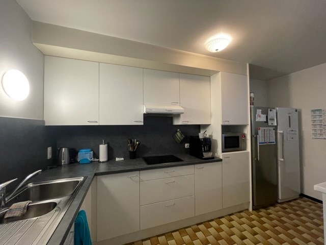 Ruim energiezuinig appartement met 2 slaapkamers in het centrum van Geel! 