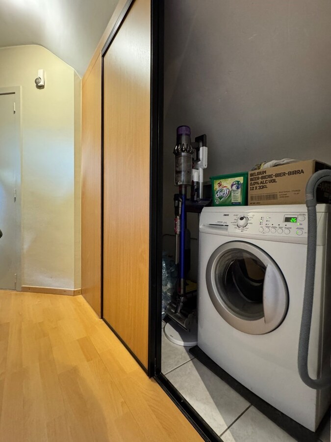 Instapklaar appartement met 2 slaapkamers te Aartrijke 
