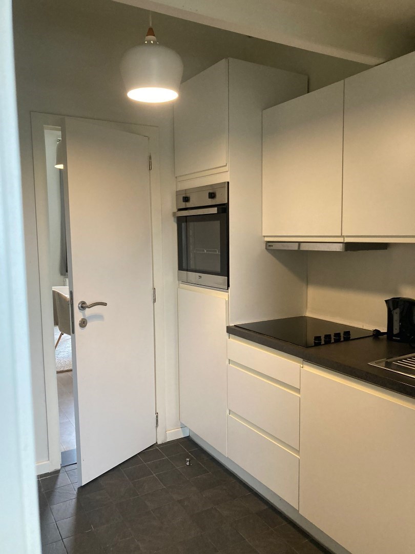 Prachtige instapklare studio van 50 m&#178; op een zeer gunstige ligging te Nationalestraat! 