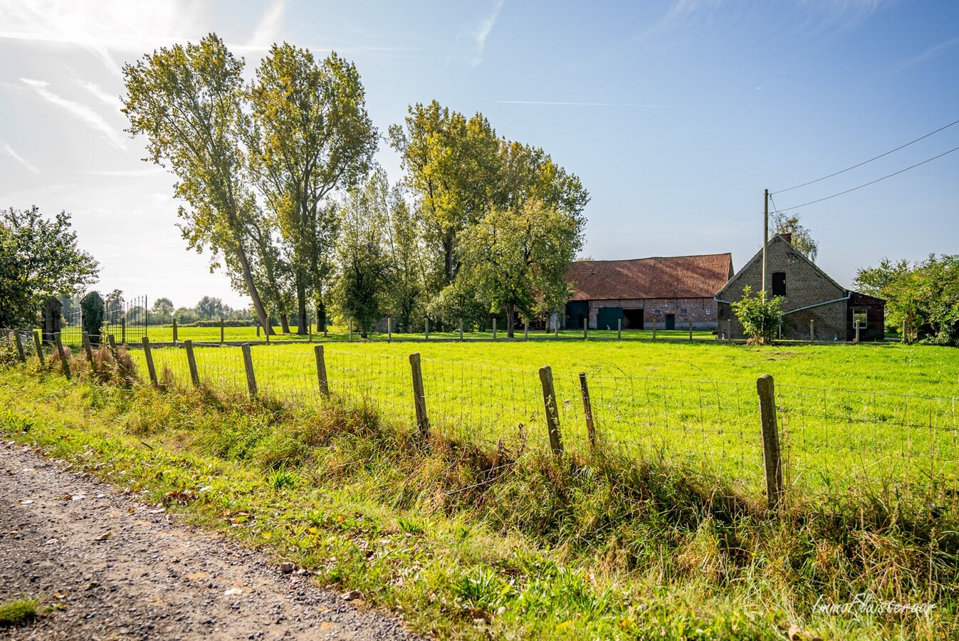 Idyllisch gelegen te renoveren hoeve te Deinze op ca. 6 ha 