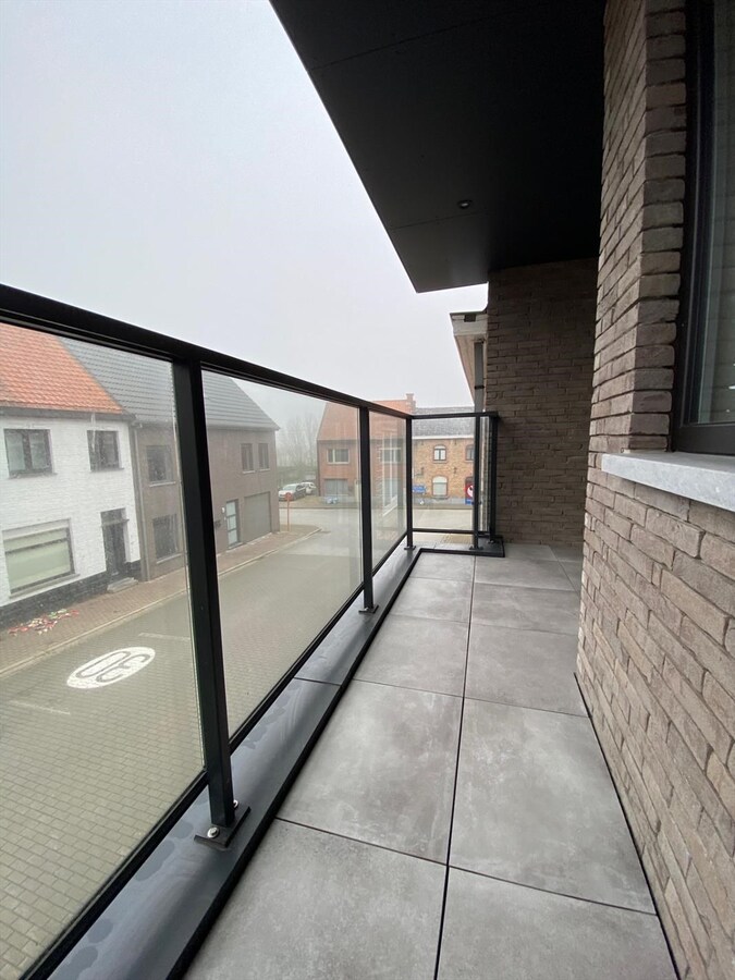 Duplex nieuwbouwappartement met 2 slaapkamers en groot terras te Torhout 