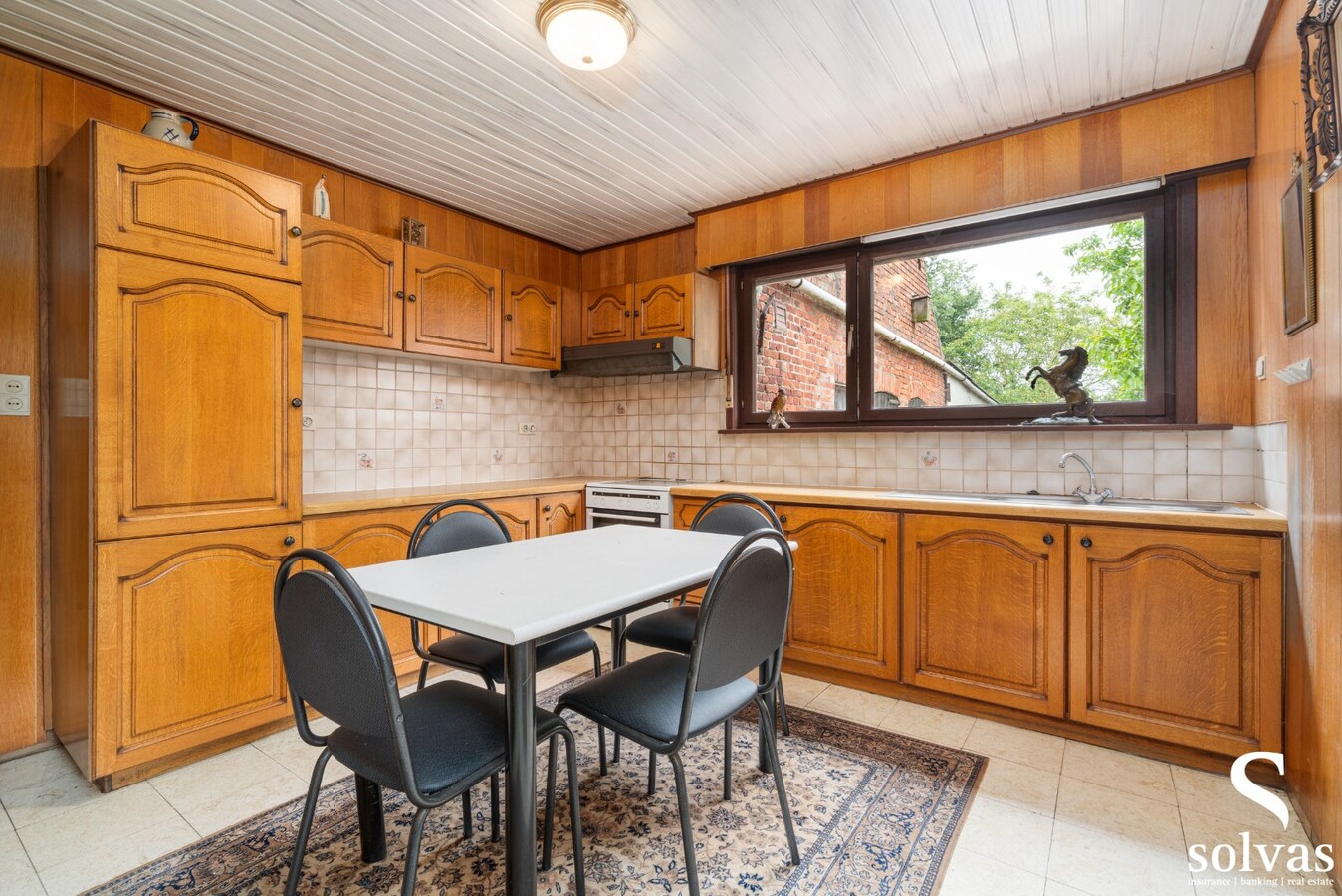 Te renoveren woning op perceel van 1270m&#178; 