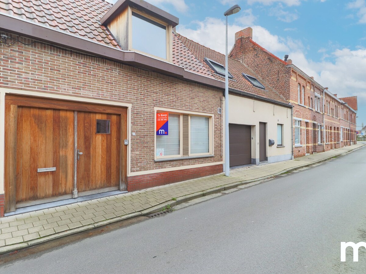 Instapklare woning te Bissegem met zonnige grote tuin! 