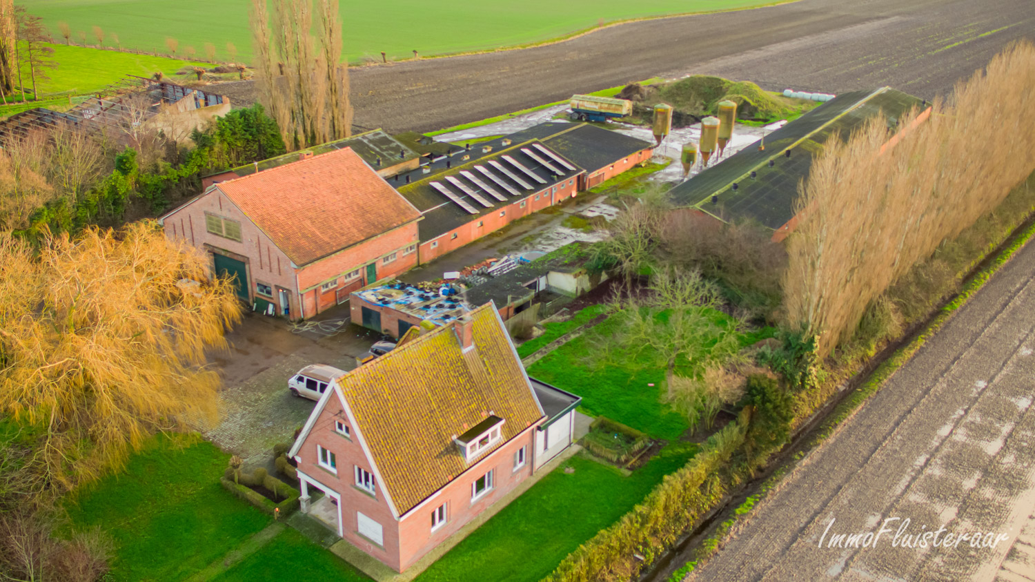 Ferme vendu À Sint-Laureins