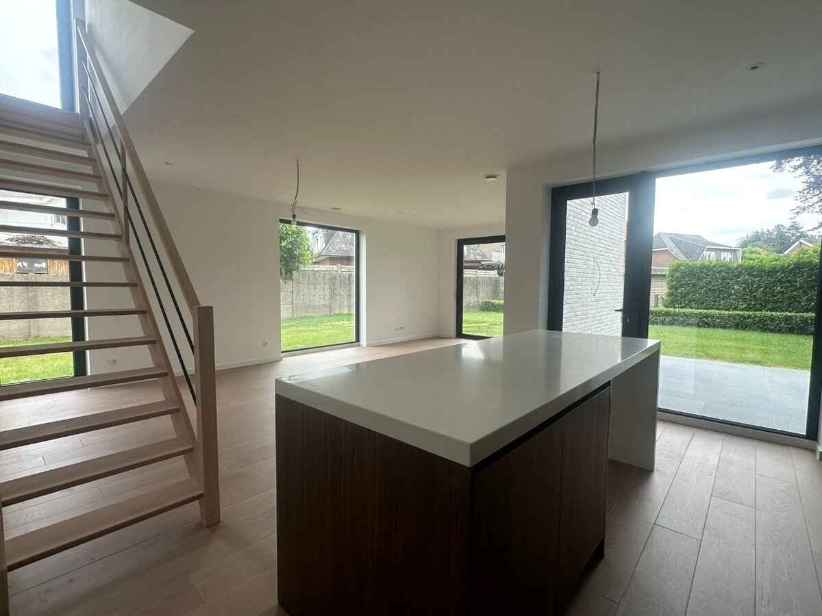 Instapklare energetische nieuwbouwwoning (A-Label) te Geel 