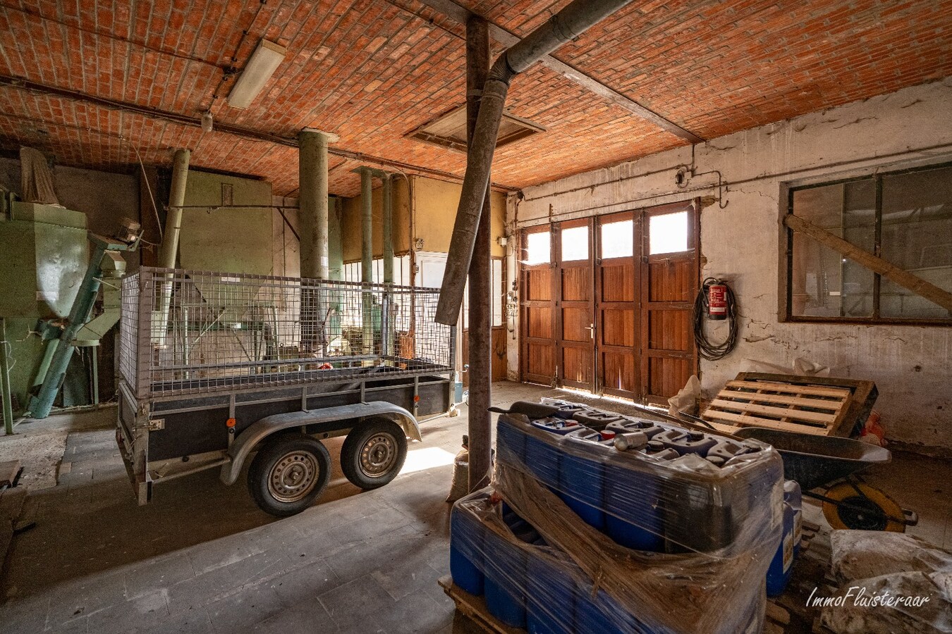 Charmant gerenoveerde woning met diverse bijgebouwen op ca. 1,9 ha te Bekkevoort. 