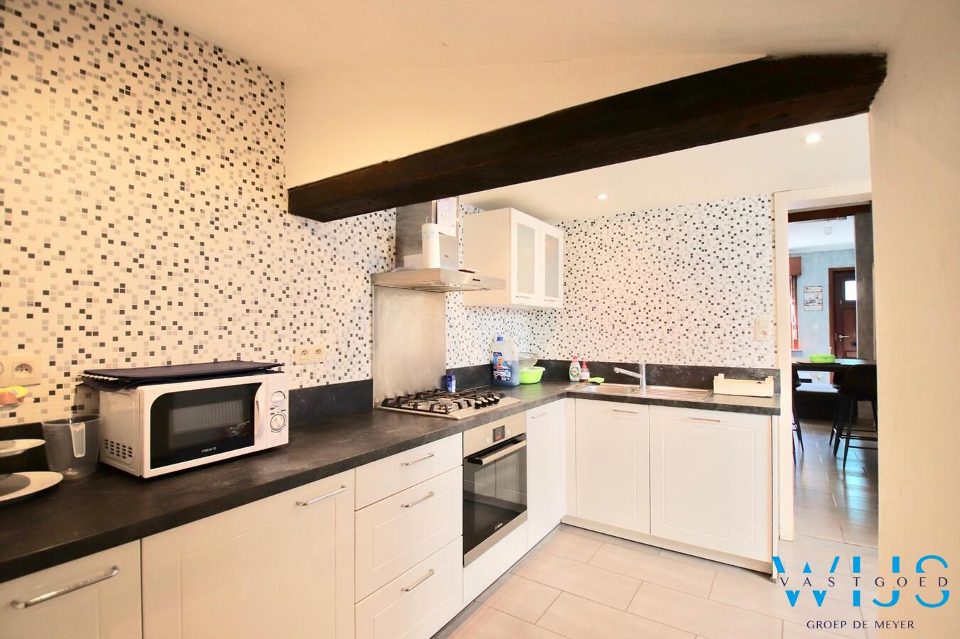 Gerenoveerd woonhuis op toplocatie in Zelzate! 