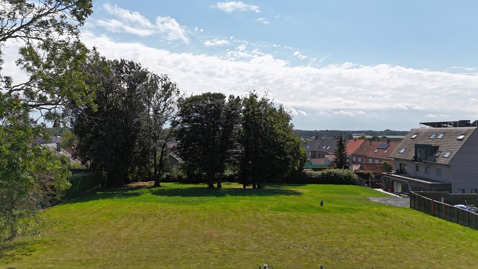 Lot bouwgrond gelegen in het centrum van Houthulst 