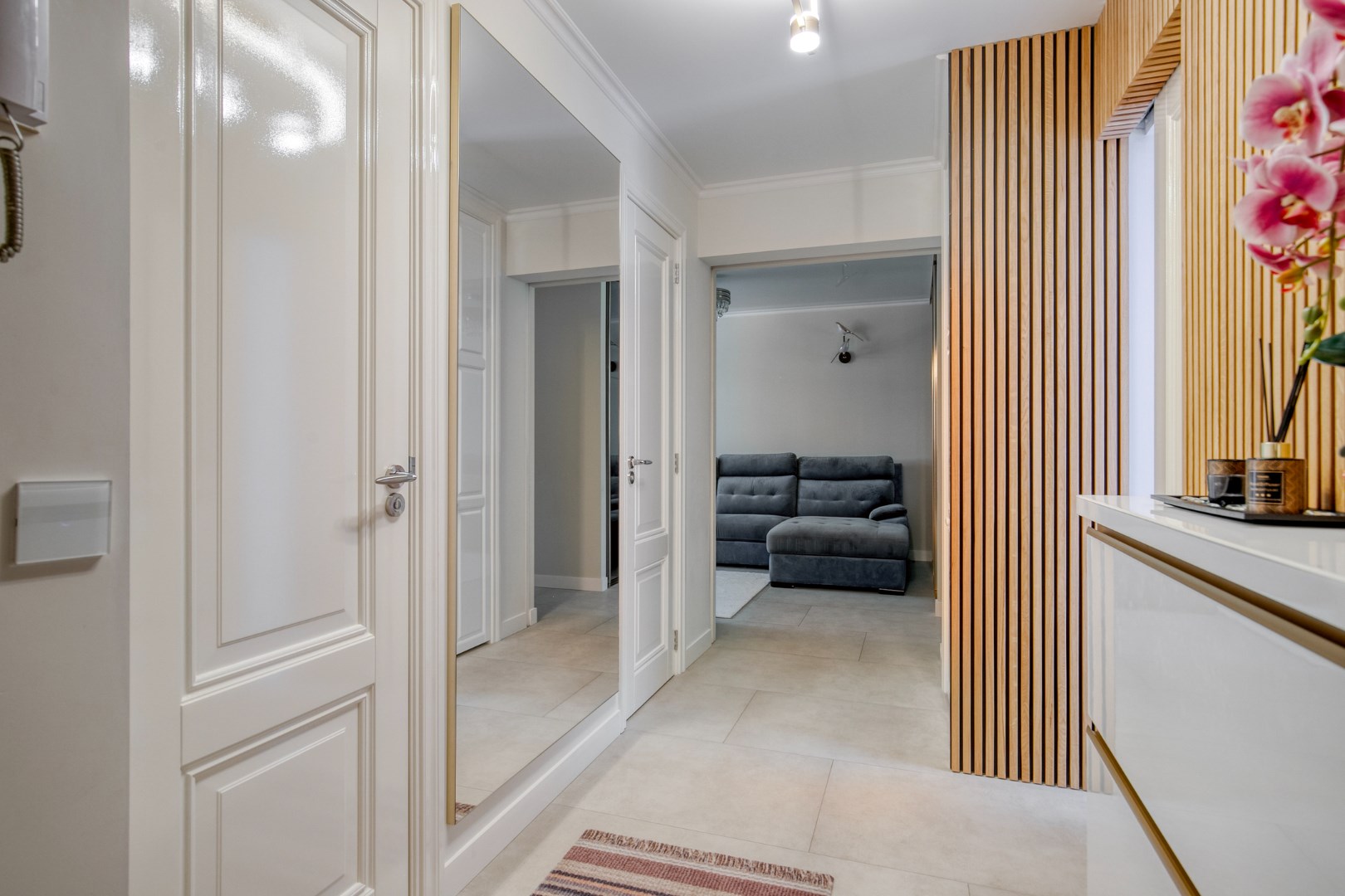 Licht, luxe en instapklaar wonen in Het Lage Land! 