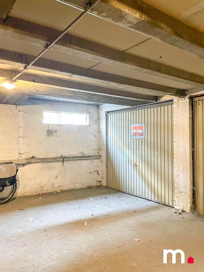 Garage te koop pal in het centrum van Kortrijk ! 