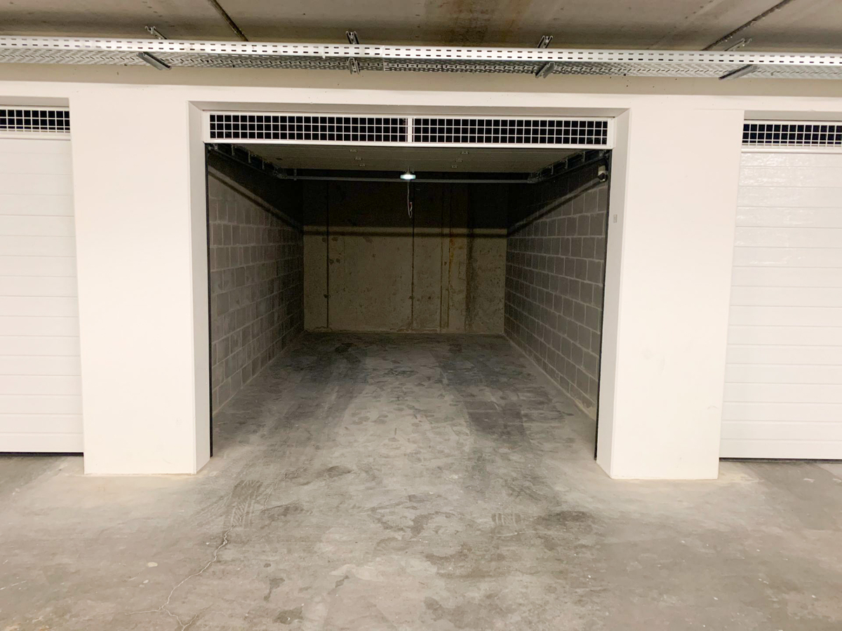 Grote garagebox in residentie East Dune Oostduinkerke 