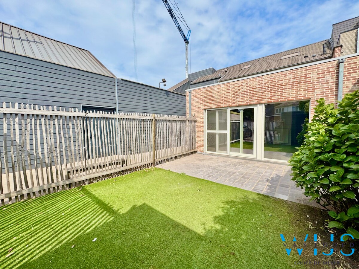 Gelijkvloersappartement met staanplaats te Ertvelde ! 