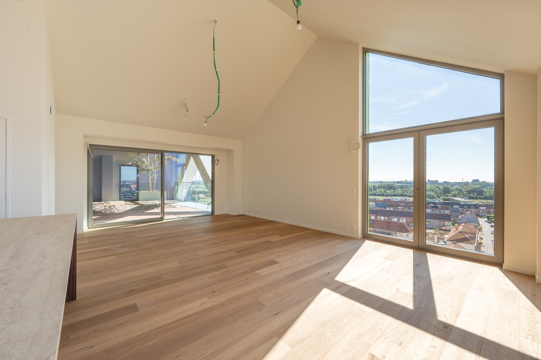 Journ&#233;e portes ouvertes Vendredi 01/08 entre 14h et 18h (Maes et Boerenboomplein) : Appartement de 3 pi&#232;ces bien situ&#233; &#224; Res. Hoost 