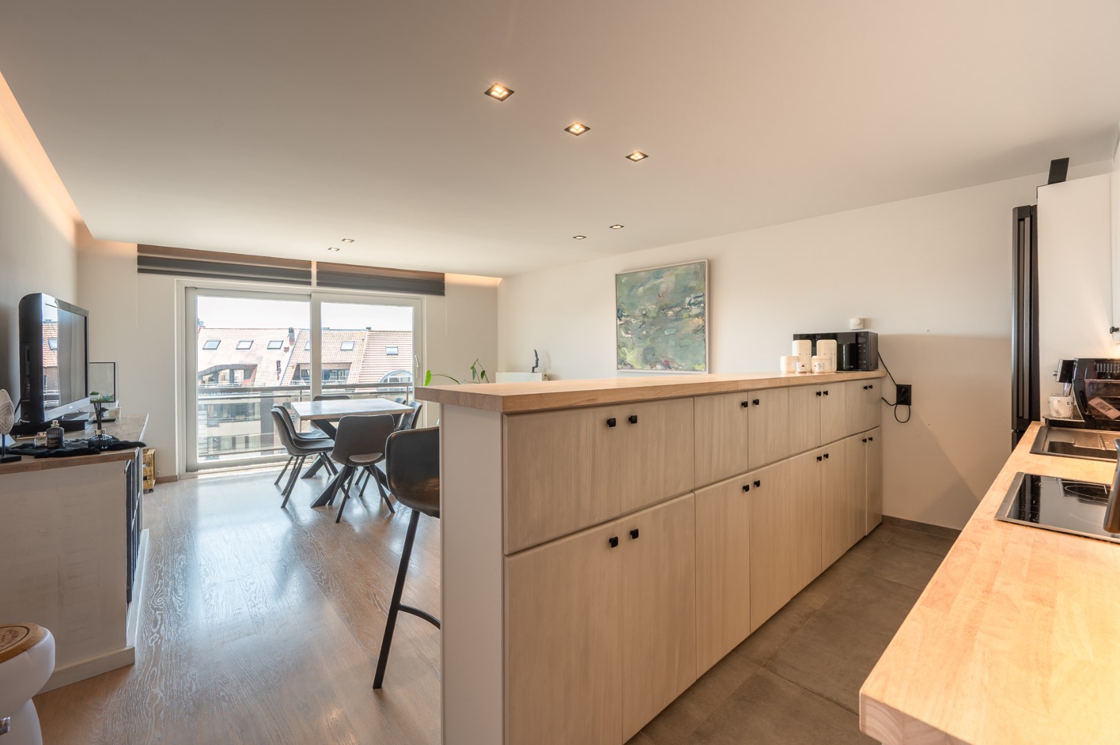 Instapklaar appartement met 2 slaapkamers en zonneterras 