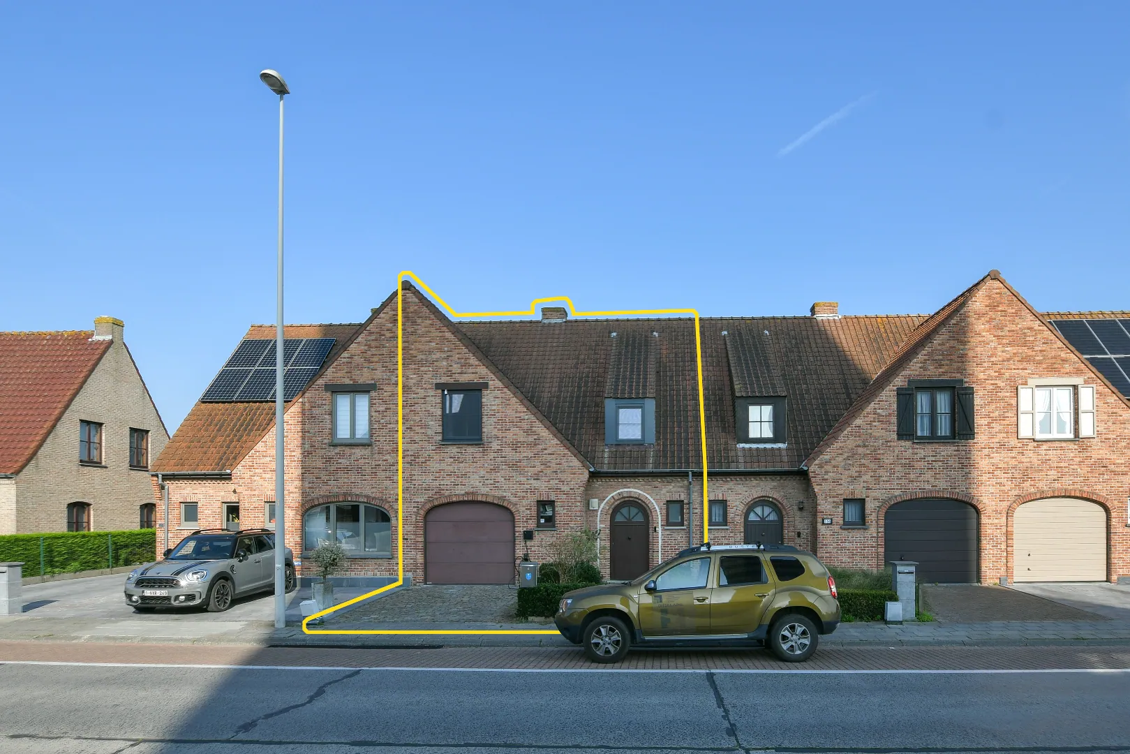  Woning met garage, tuin en 3 slaapkamers te Bredene