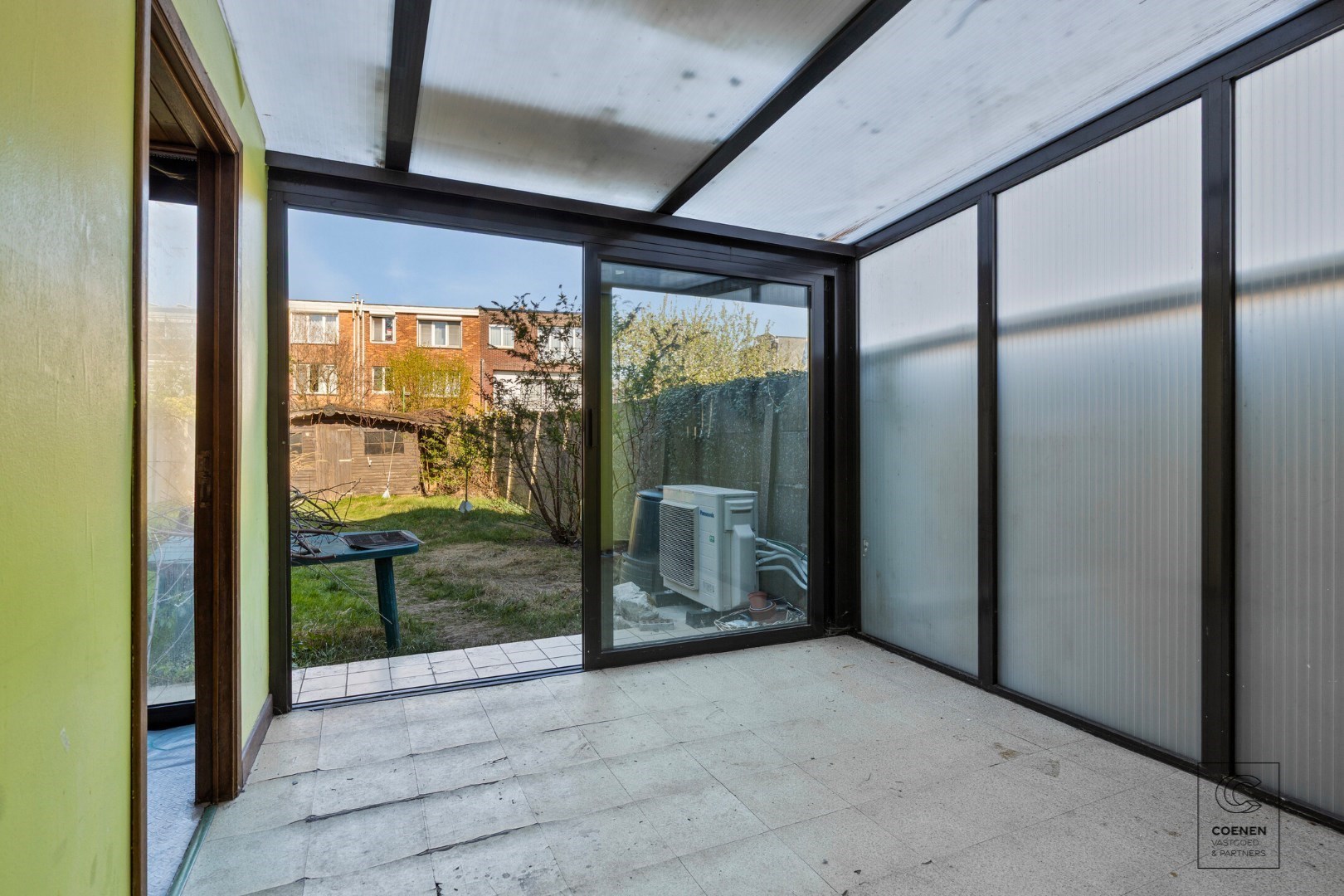 Energiezuinig gelijkvloers appartement van 85m&#178; met tuin te Deurne! 