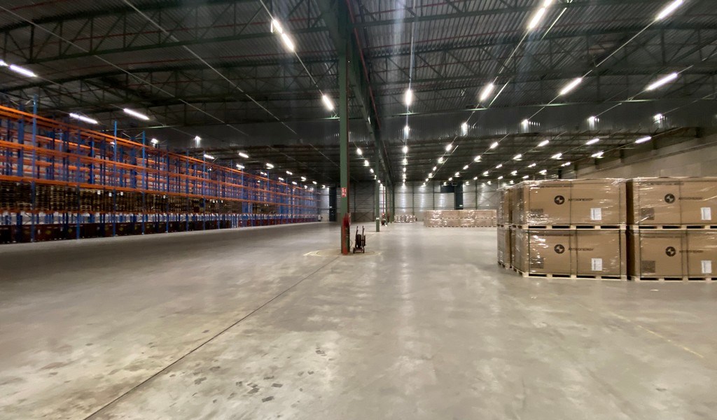 Logistiek gebouw langs A12 in Puurs