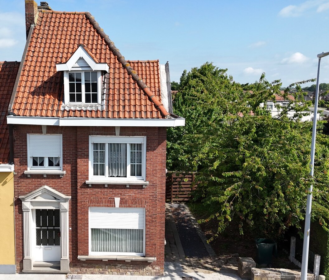 Woning met 3 slaapkamers en garage te Dadizele 