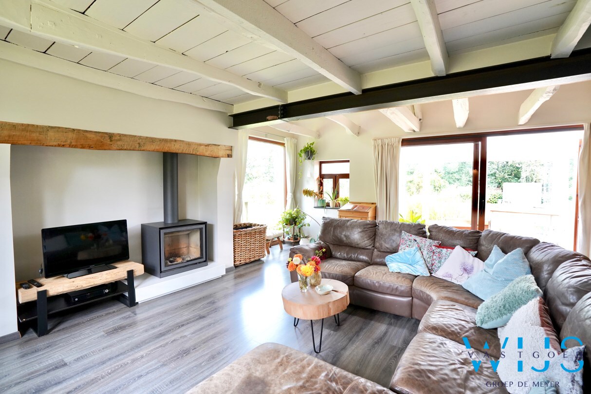 Idyllisch gelegen hoeve op 6.802 m&#178; te ASSENEDE ! 
