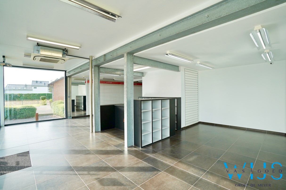 Woning met 2 loodsen  te ERTVELDE ! 