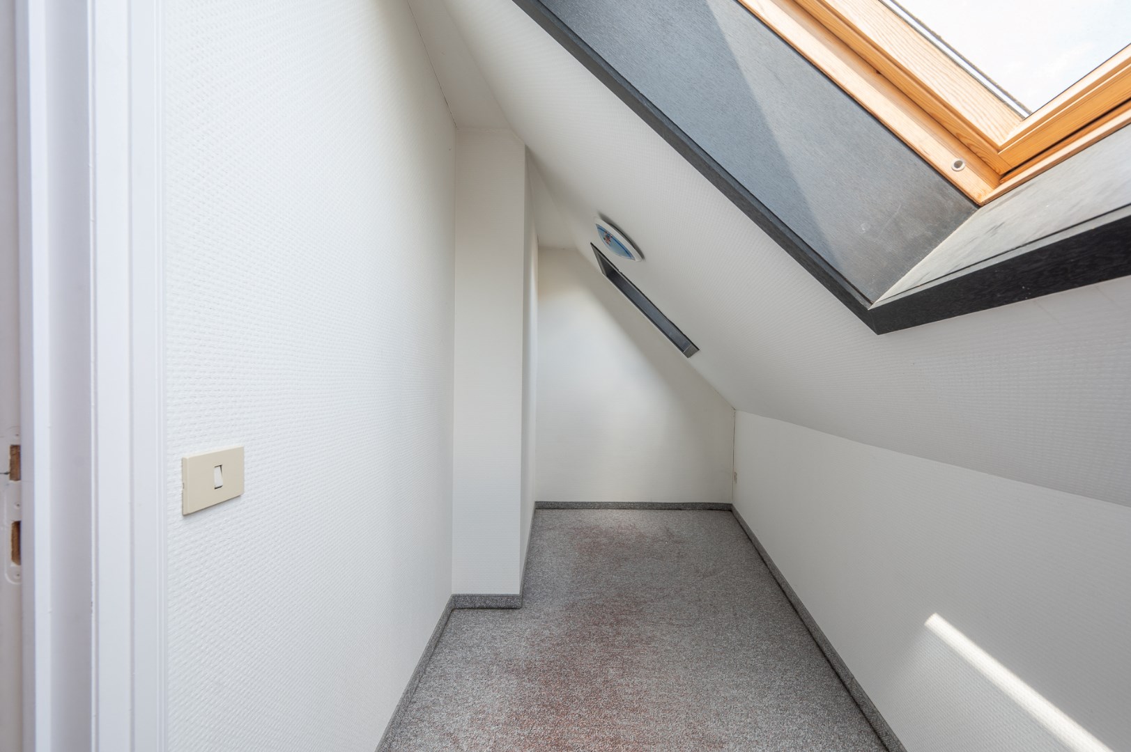 Ruim en zongericht appartement met 4 slaapkamers 