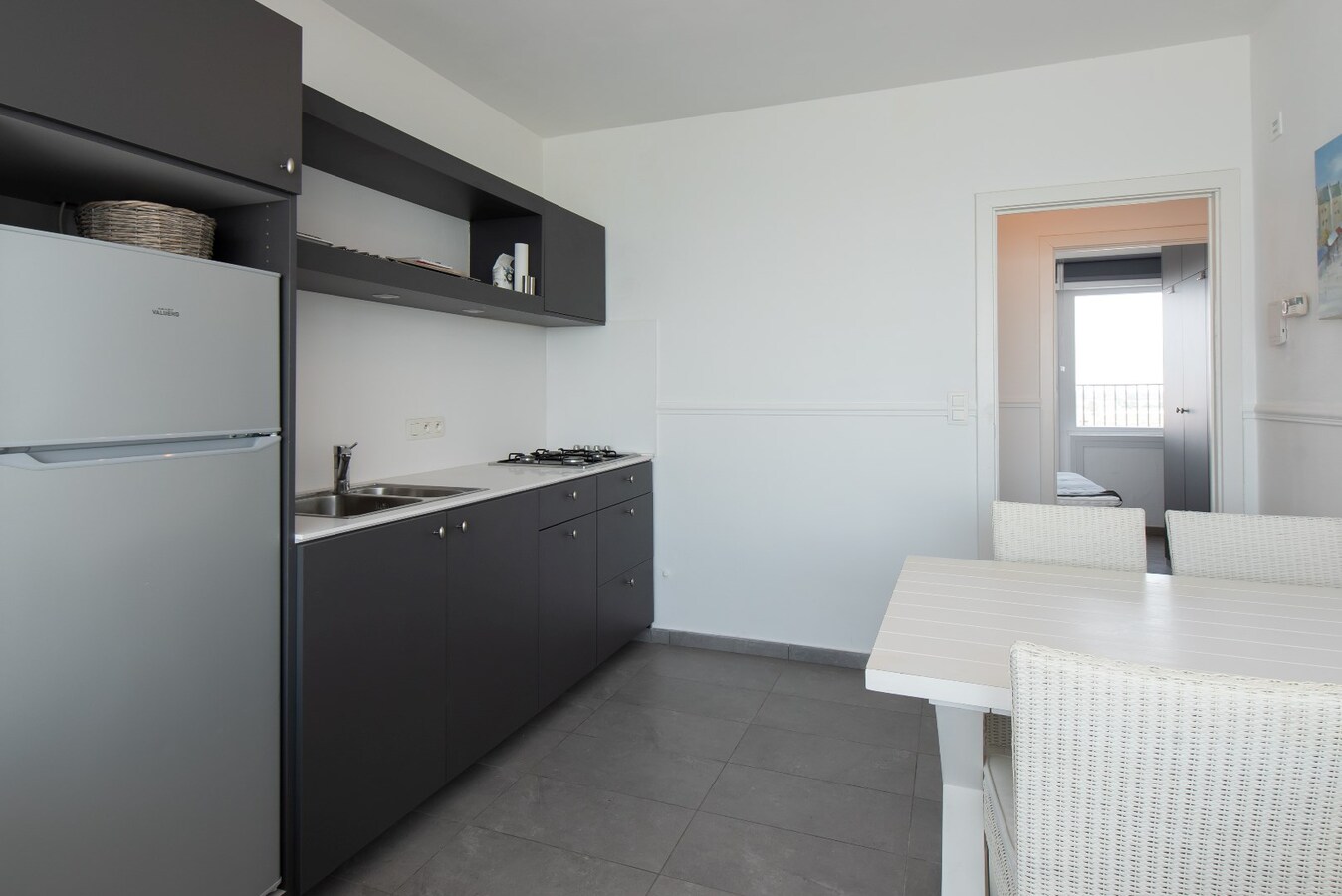 Instapklare Penthouse met 2 ruime terrassen op de zeedijk 