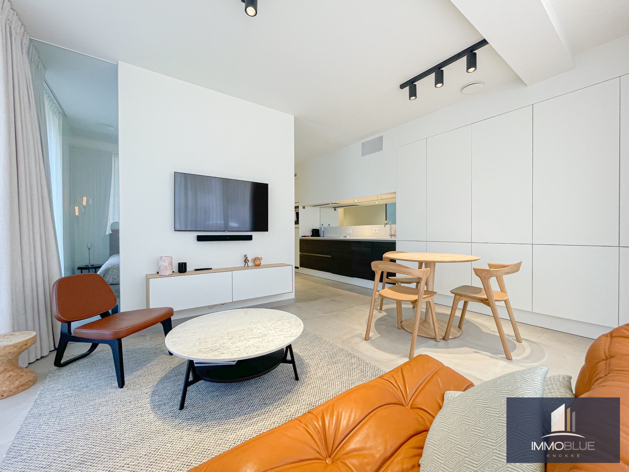 Appartement d&#39;angle sublime situ&#233; dans une r&#233;sidence r&#233;cente &#224; proximit&#233; de la Dumortierlaan. 