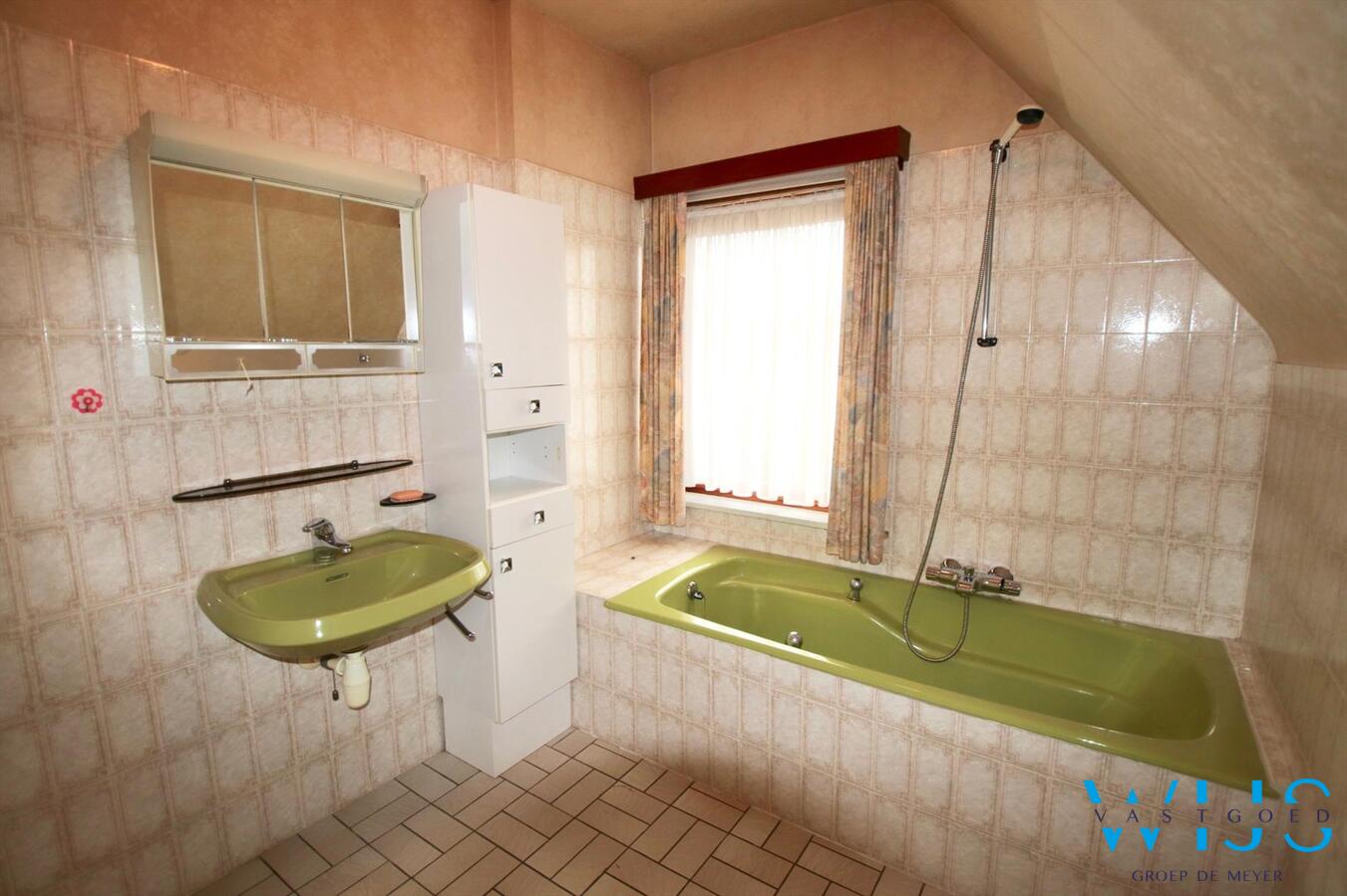 Karaktervol woonhuis met 3 slaapkamers &amp; zonnige tuin te Zelzate! 