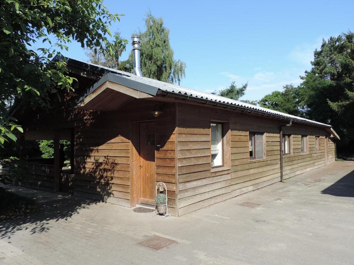 Gezellige boerderij met paardenstallen op ca.3,3ha te Bocholt 