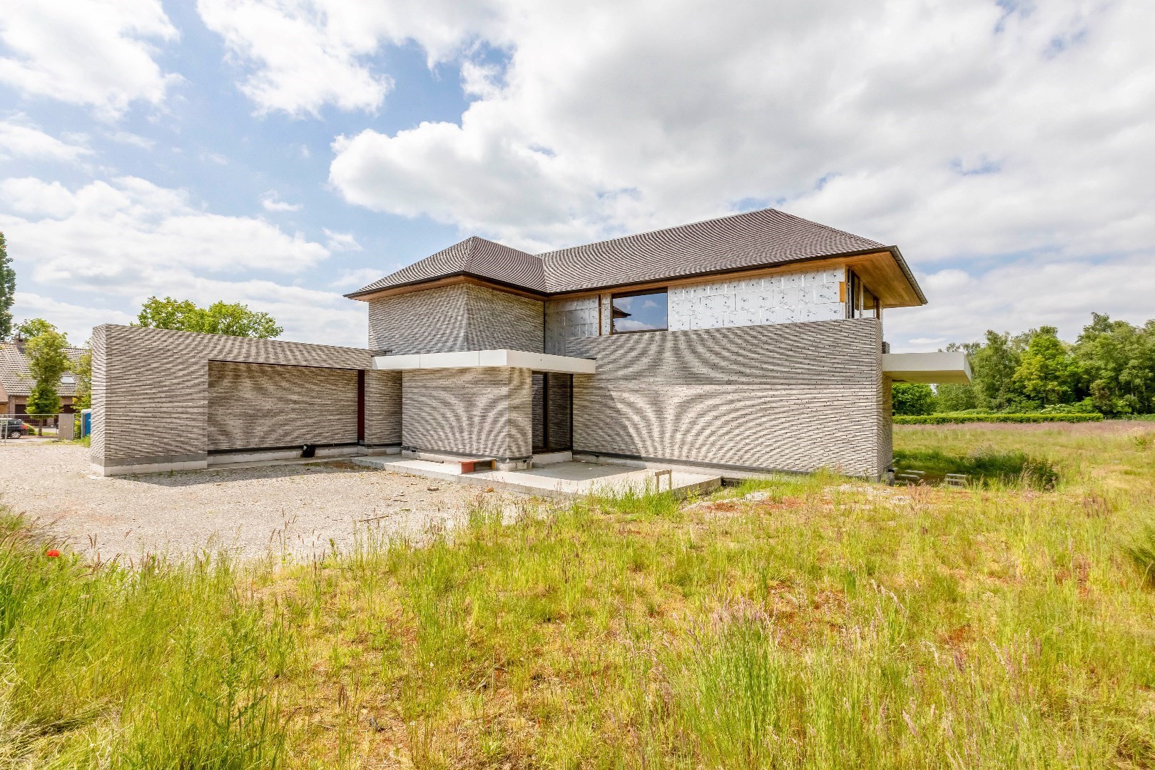 Unieke kans : exclusieve  riante villa  1400m&#178;  by Artea en Piet Bailyu Architects 