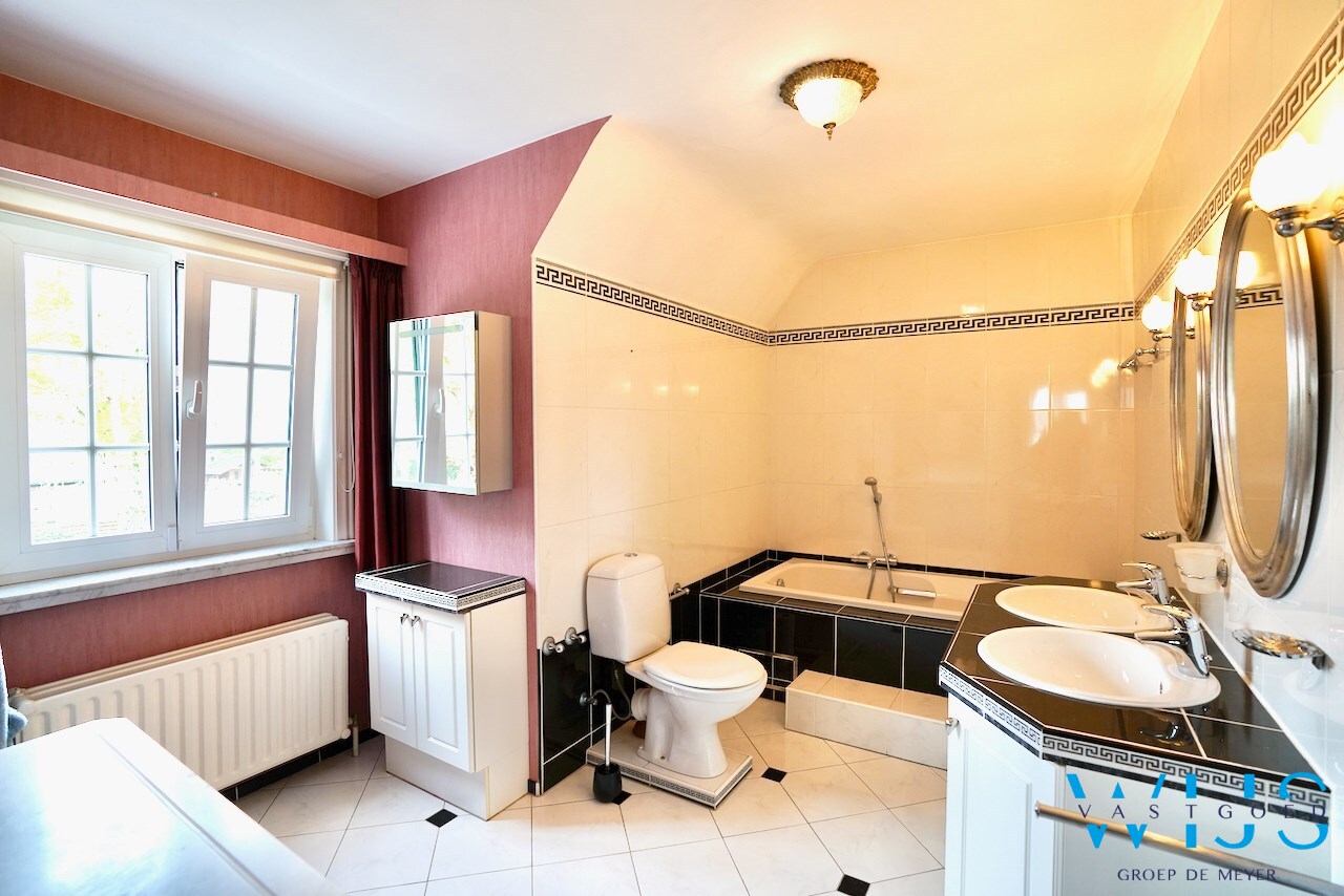 Villa op fenomenale locatie te Ertvelde ! 