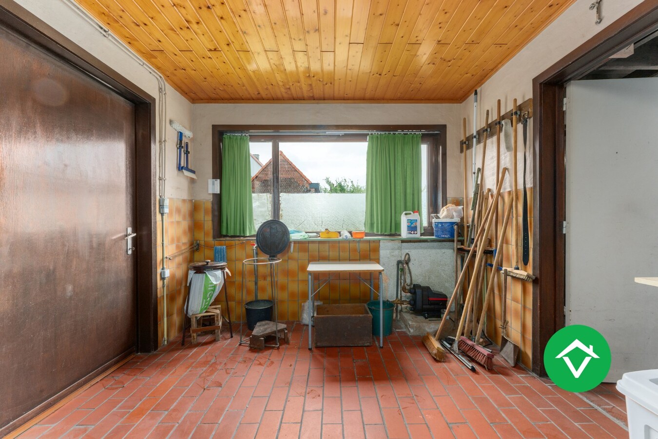 Instapklare woning met 3 slaapkamers en garage te Hooglede 