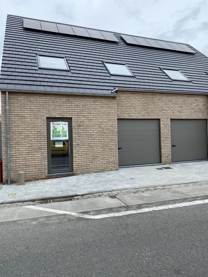 Nieuwbouwwoning met 3 slaapkamers en garage te Eernegem 