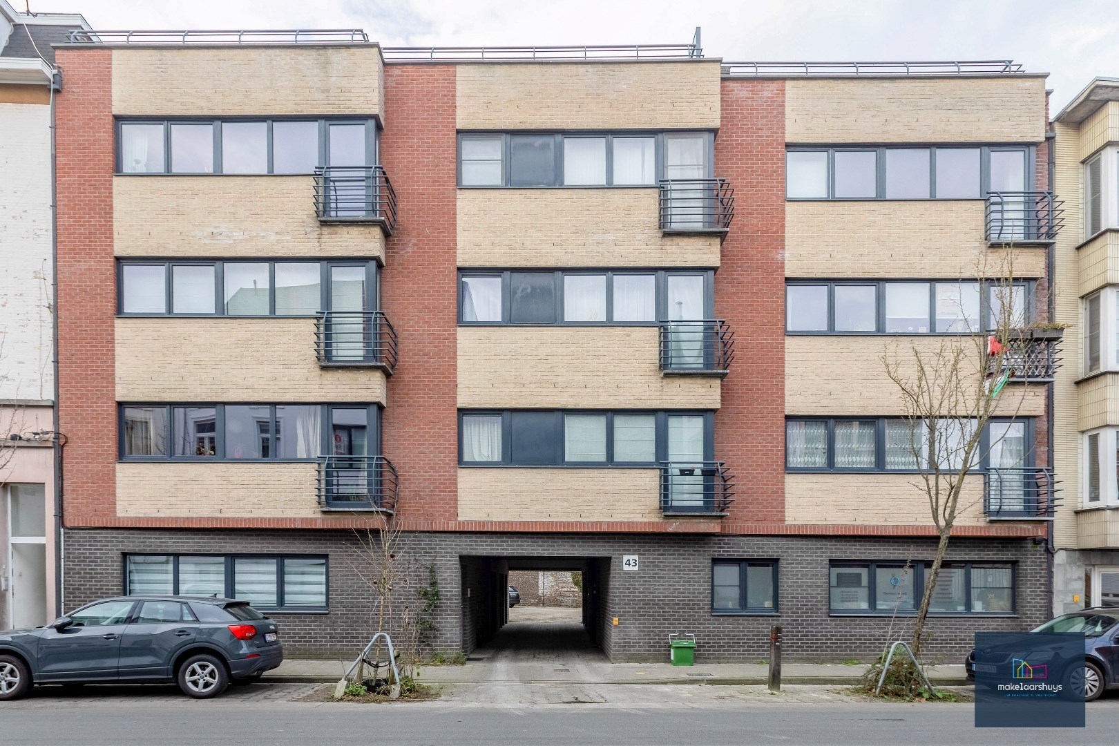 Zeer verzorgd 1-slaapkamerappartement met balkon en staanplaats 