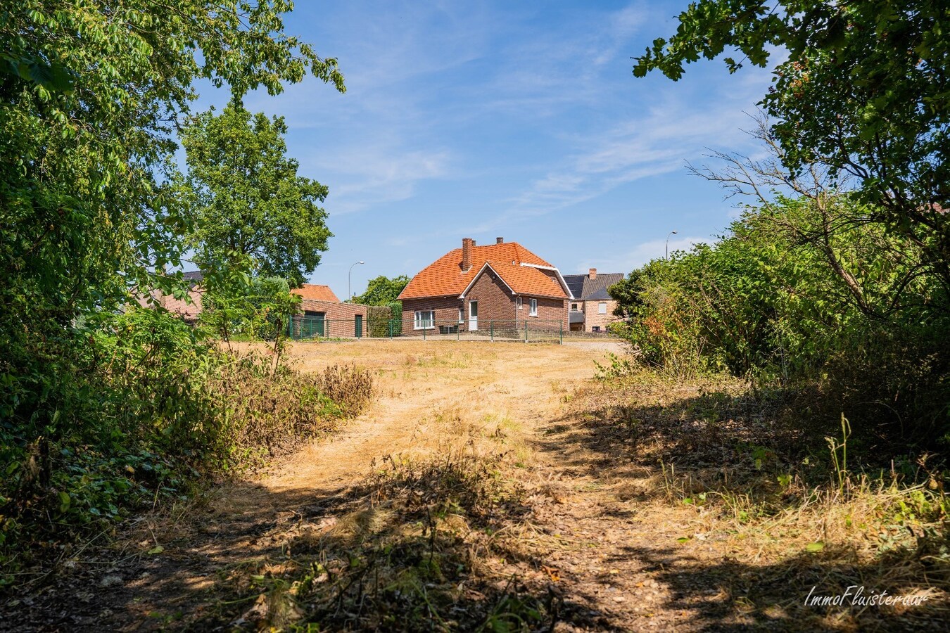 Charmante woning met stal en grond op ca. 1,63 ha te Opglabbeek (Oudsbergen) 