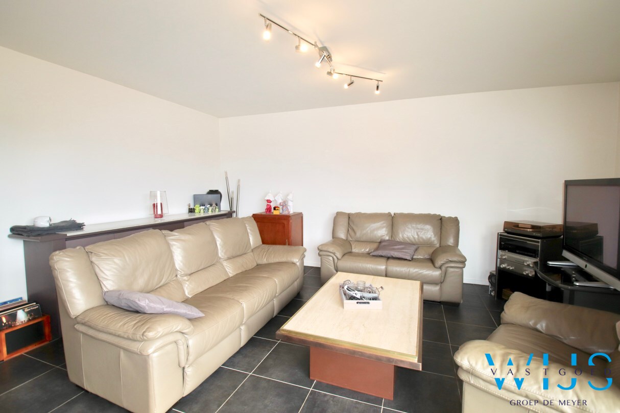 Instapklaar appartement met ruim zonneterras &amp; garage te Evergem ! 